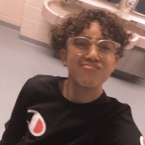 Meet your Posher, Jonathan